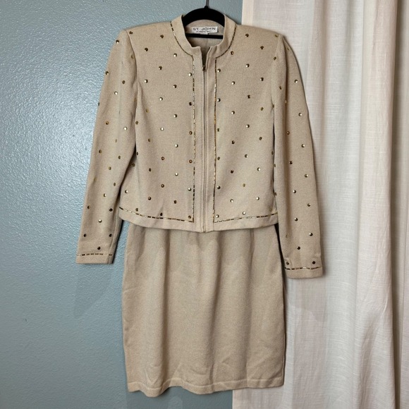 St. John Dresses & Skirts - VTG St. John Suit Jacket 6 Skirt 8 Women Beige Studded Santana Knit Zi